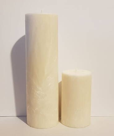 Oltárna biela sviečka